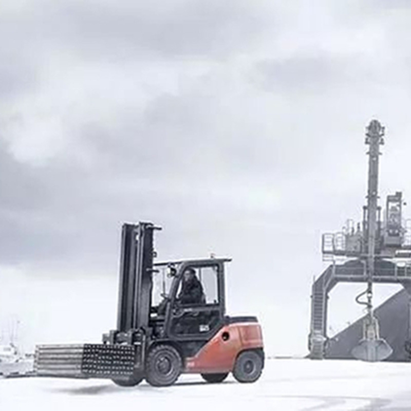 En invierno, cómo proteger la carretilla elevadora